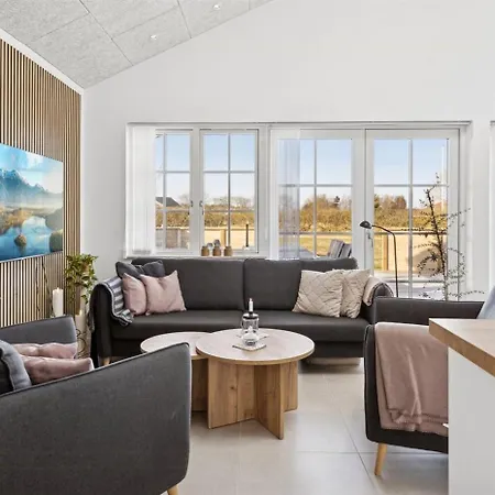 Modern Family House Near Kobingsmark Дом отдыха Норборг