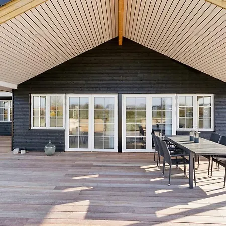 Дом отдыха Modern Family House Near Kobingsmark Норборг