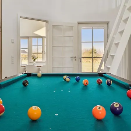 Modern Family House Near Kobingsmark Дом отдыха *